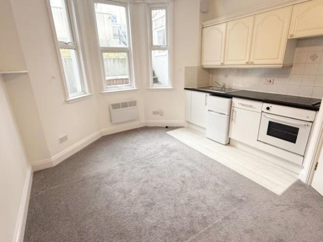 Studio for rent in Brighton & Hove