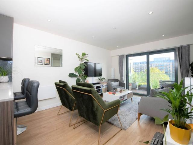 Apartment for rent in Colindale, Greater London