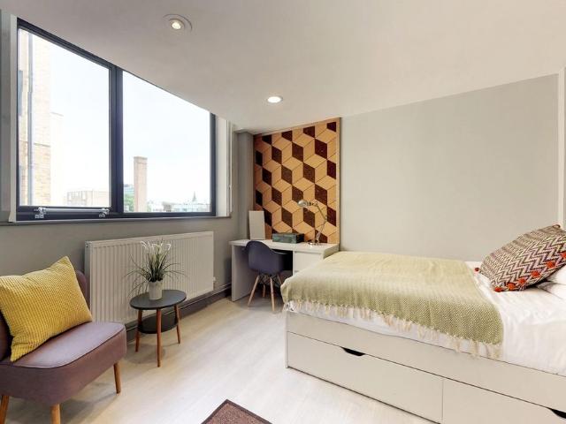 Apartment for rent in The Polygon, City Of Southampton