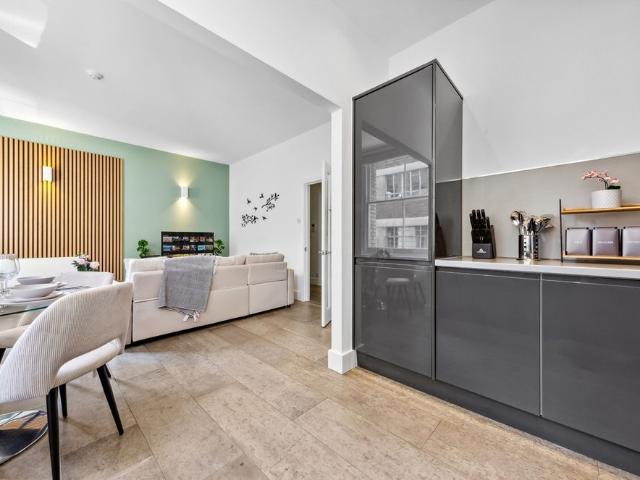 Apartment for rent in Westminster, Victoria