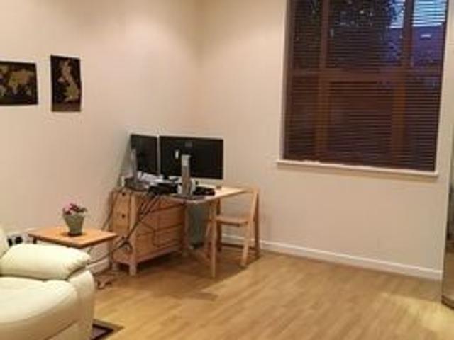 House for rent in London Borough of Ealing, Greater London