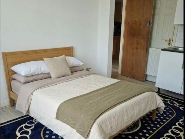 Apartment for rent in Sudbury, Greater London