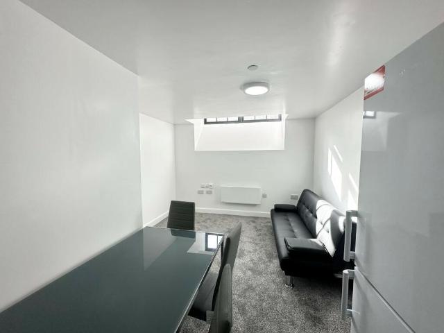Apartment for rent in Lenton Abbey, Haddon