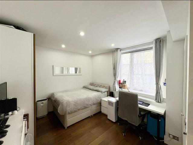 Studio for rent in Chelsea, Greater London
