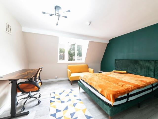 Apartment for rent in London Borough of Camden, Greater London