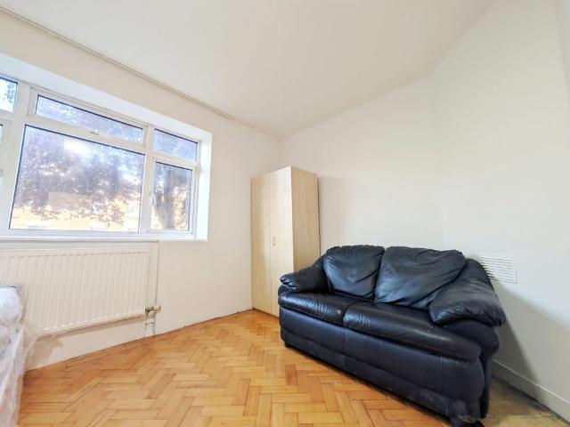 Apartment for rent in London Borough of Hackney, Greater London