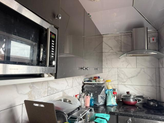 Studio for rent in Beavers, Greater London