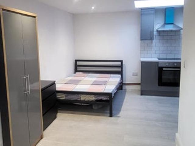 Studio for rent in Marks Gate, Greater London