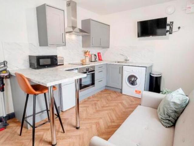 Studio for rent in East Midlands
