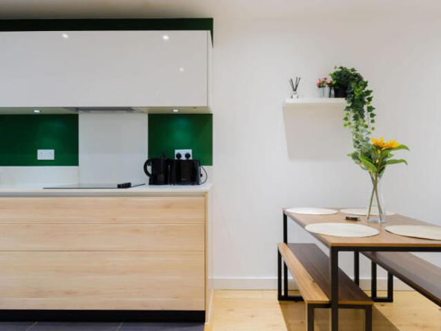 Flat for rent in Cat Hill