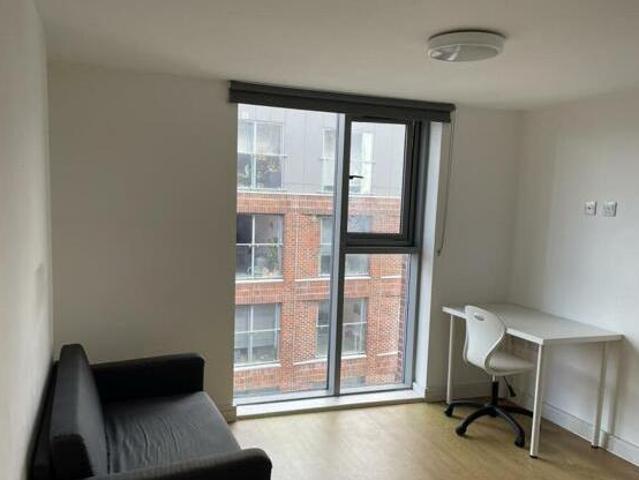 House for rent in Birkenhead, Liverpool City Region