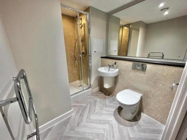 Studio for rent in City Centre, Calderstones