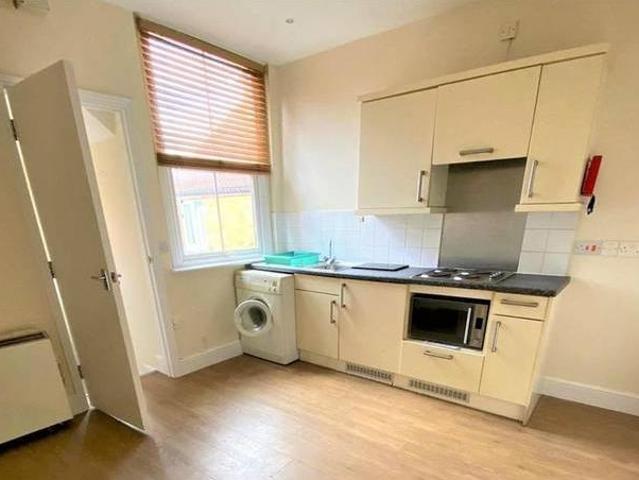 House for rent in Lyons, Greater London