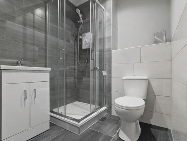 Studio for rent in Dennistoun, Scotland