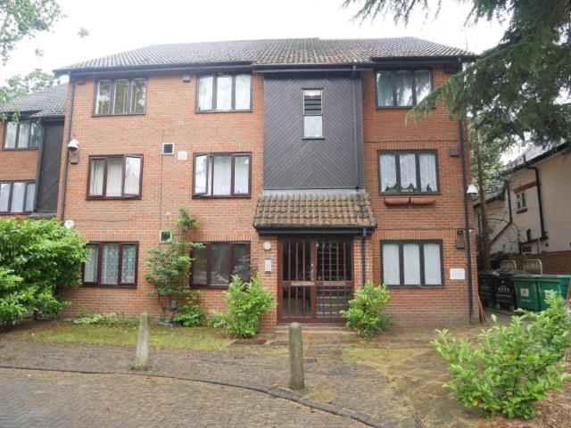 Studio for rent in Harlington