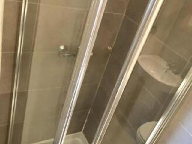 Studio for rent in Cat Hill