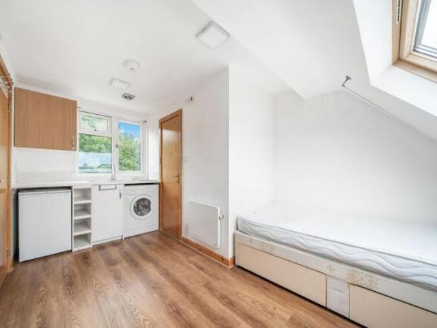 Studio for rent in Greater London