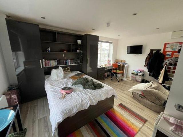 Property for rent in City Of Southampton