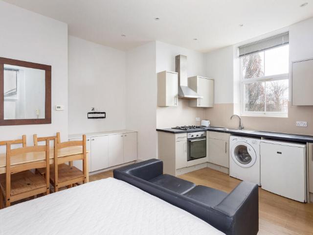 Studio for rent in Anerley, Isle Of Man