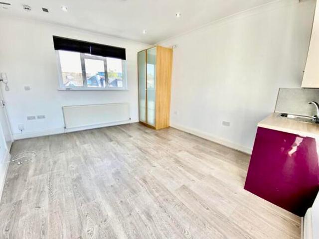 Property for rent in Chiswick, Greater London