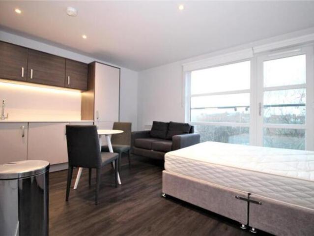 Studio for rent in Chatham