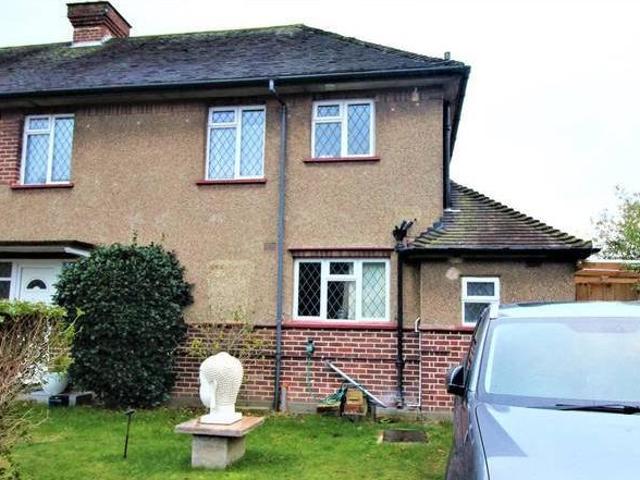 House for rent in Surrey