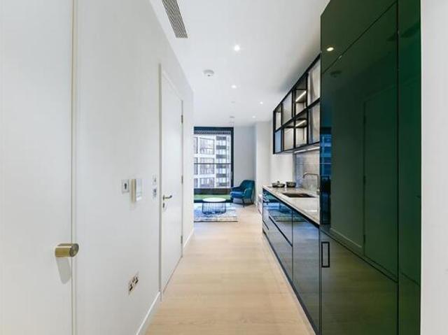 Flat for rent in Cat Hill