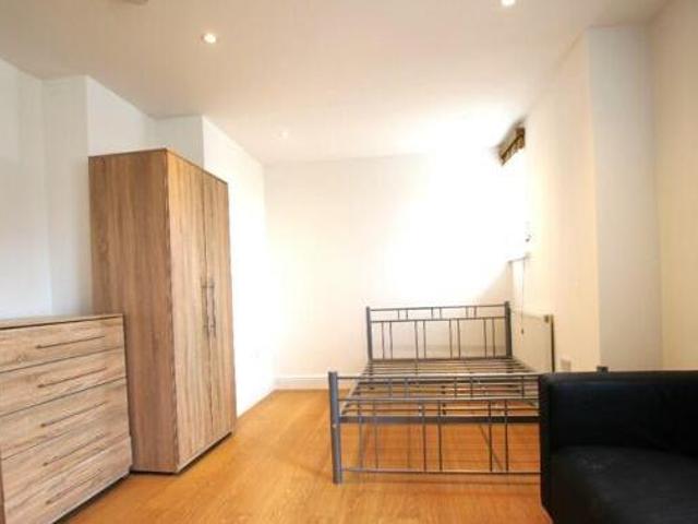 House for rent in Lyons, Greater London