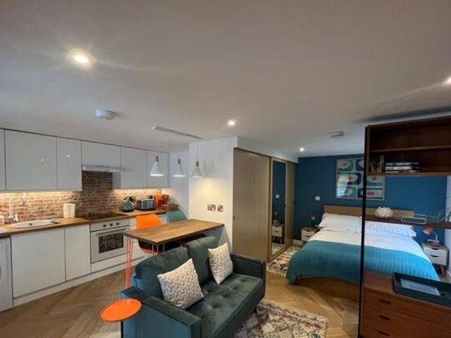 House for rent in Lyons, Greater London