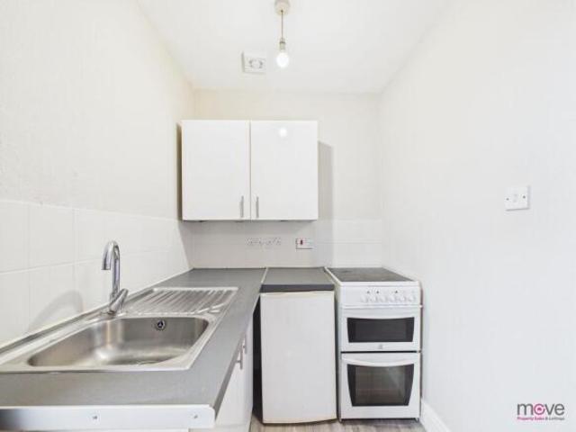 Studio for rent in Bath Road Shops, Cheltenham