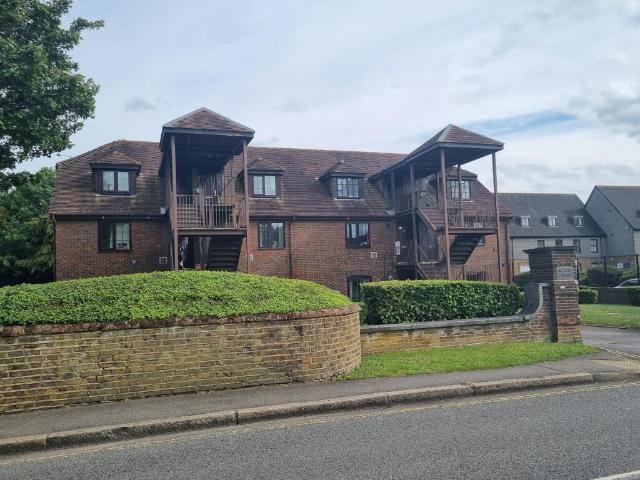 Studio for rent in West Drayton