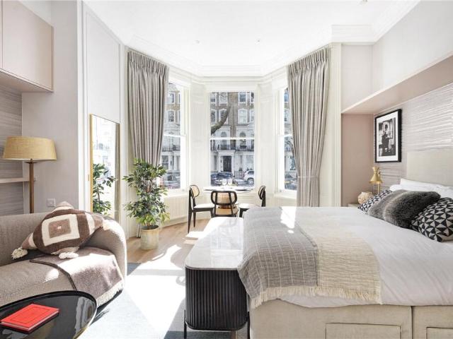 Studio for rent in Knightsbridge