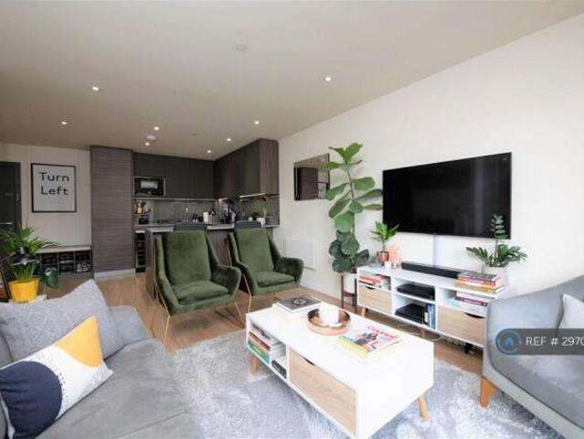 Studio for rent in Cat Hill