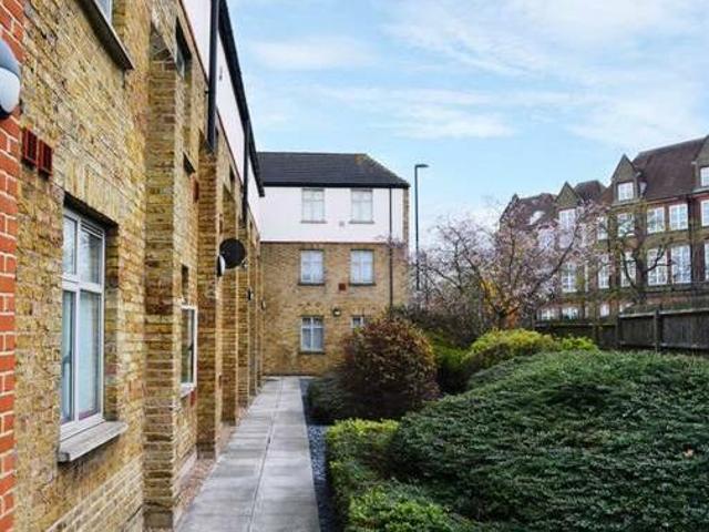 House for rent in Lyons, Greater London