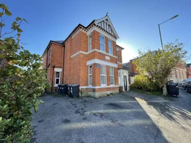 House for rent in Littlecote, West Sussex