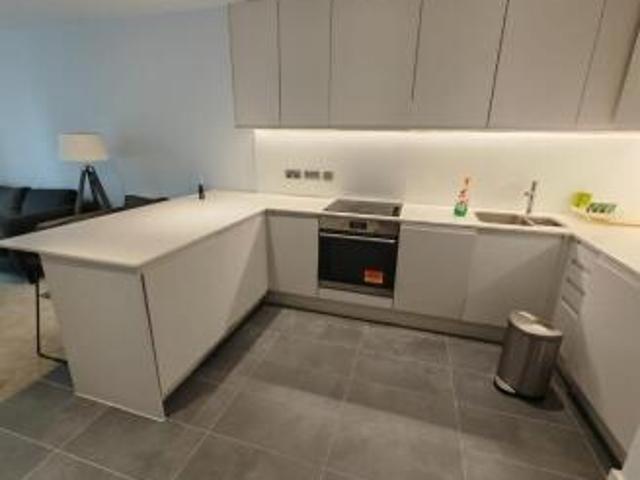 Flat for rent in Bury, Greater Manchester
