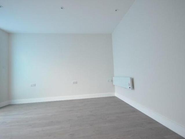 Studio for rent in Cat Hill