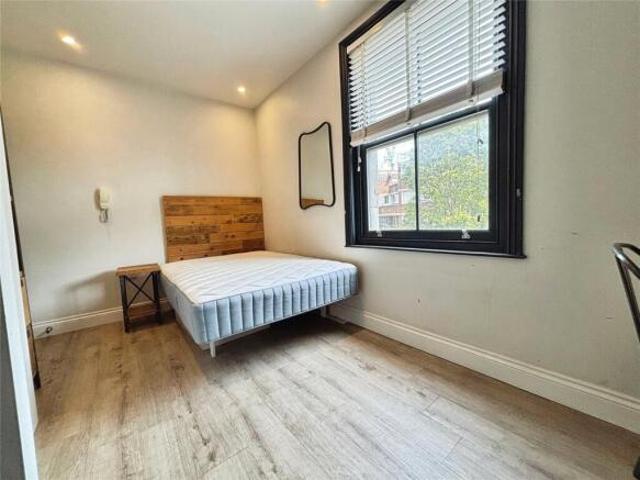 Property for rent in Cat Hill