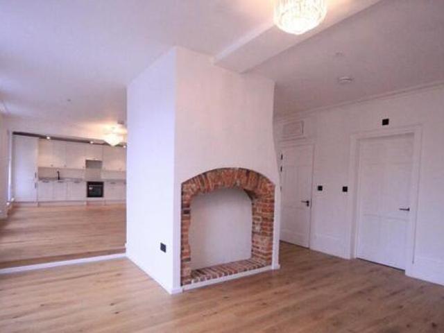 House for rent in Navestock Side