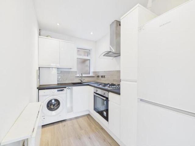 Studio for rent in Worthing, West Sussex