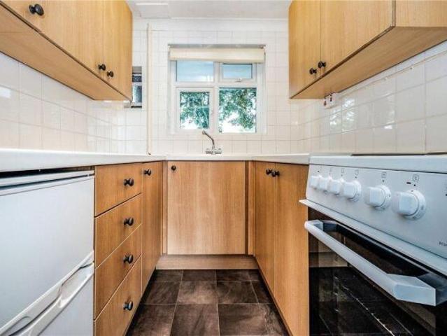 Studio for rent in Worthing, West Sussex