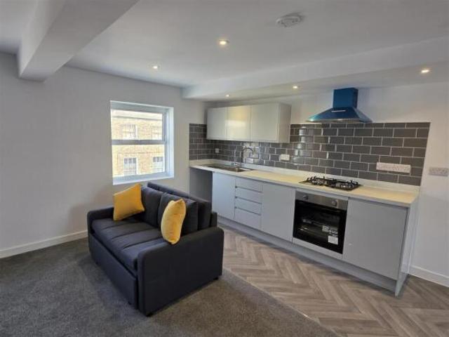 Studio for rent in Sheerness, Oad Street