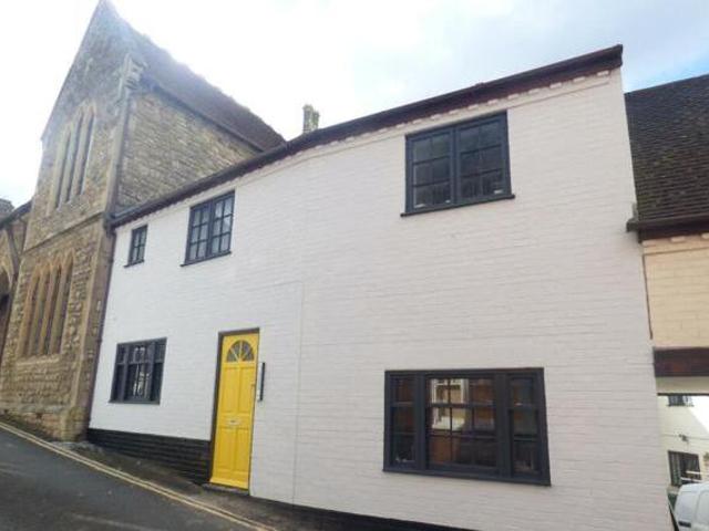House for rent in Buckingham, Buckinghamshire