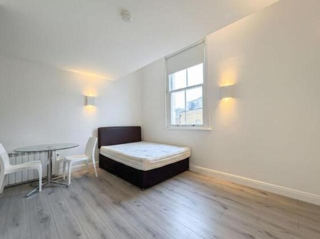 Studio for rent in Buckingham, Buckinghamshire