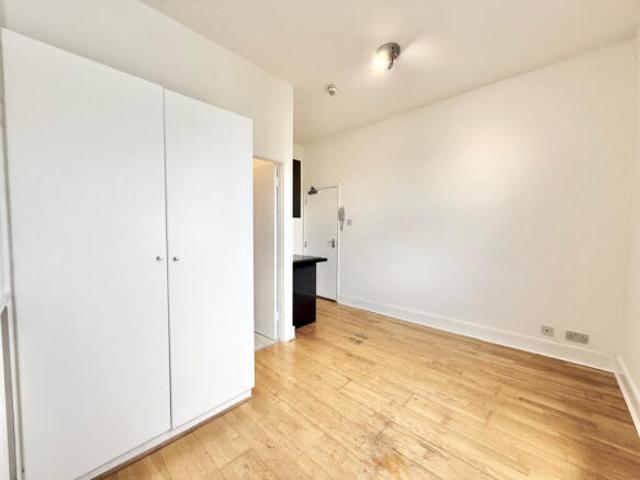 Flat for rent