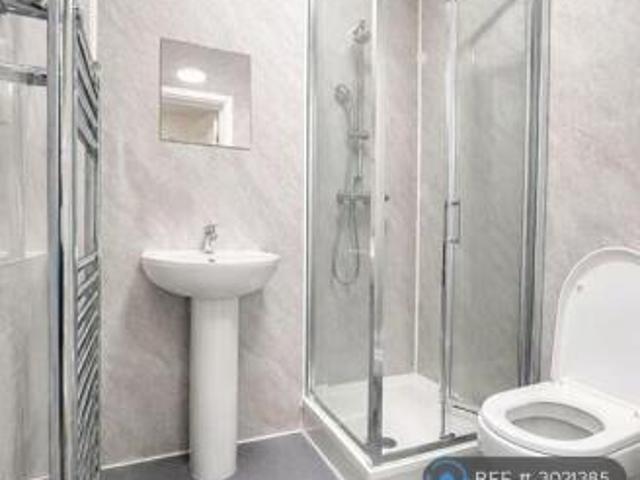 Studio for rent in Cat Hill
