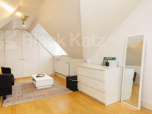 Flat for rent in Camden Town, Greater London