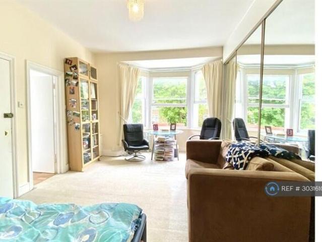 Studio for rent in Cardigan, Wales