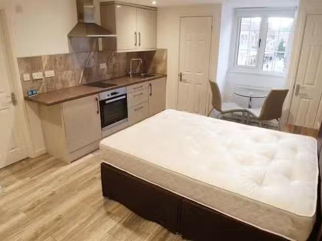 House for rent in City Centre, Ballindoch