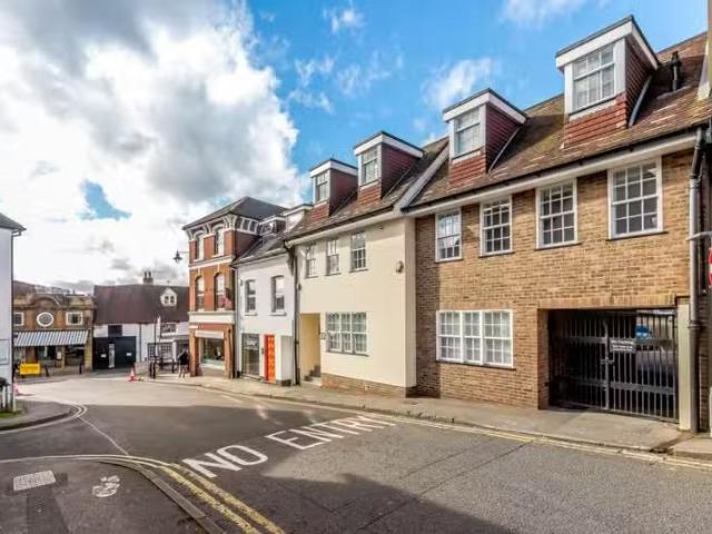 House for rent in Westborough, Surrey